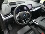 BMW 2-Serie Active Tourer Tour. 225E M-SPORT 245PK XDRIVE PANO.DAK/360CAMERA/HEAD-UP/LEER/HARMAN KARDON