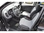 Fiat Panda 1.2 Lounge , 5pers , Incl nw apk/beurt & 12 mnd bovag garantie