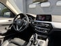 BMW 5-Serie 520i High Executive | Navigatie | Lederen Bekleding | Comfort Stoelen | Parkeersensoren | Stoelverwarming |