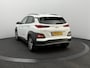 Hyundai Kona Electric EV Premium 64 kWh 3- Fase SOH 96,5% | Warmtepomp | Camera | Navigatie | Head-Up Display | Leer | Led