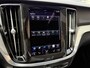 Volvo V60 2.0 B3 R-Design | Trekhaak | Panoramadak | Apple Carplay | Leder