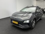Hyundai Kona Electric EV Limited 64 kWh 3- Fase SOH 96,4% | Warmtepomp | Camera | Navigatie | Head-Up Display | Leer | Led