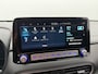 Hyundai Kona Electric EV Limited 64 kWh 3- Fase SOH 96,4% | Warmtepomp | Camera | Navigatie | Head-Up Display | Leer | Led