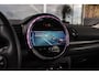 MINI Clubman 1.5 Cooper Essential | 1e eigenaar | BTW auto | Keyless entry | Stoelverwarming | Cruise control | DAB | Camera | LED | Sportstuur | Lichtpakket | PDC