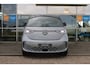 Volkswagen ID. Buzz Cargo 286 PK 79kWh Anniversary Edition | 79 kWh | 286 pk | Achterklep | Trekhaak | Adaptive Cruise | 360° camera | IQ.LIGHT Koplampen | Bijrijdersbank | Houten Laadvloer | Apple Carplay