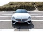 BMW Z4 Roadster sDrive20i M-Sport interieur Kuipstoelen/Navigatie/Virtuele cockpit/Adaptive cruise control/Apple carplay/DAB+/Sfeerverlichting/Lederen bekleding/Stoelverwarming/Stuurverwarming/Parkeersensoren rondom/Draadloos telefoonladen/18 Inch