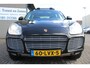 Porsche Cayenne 4.5 Turbo MEENEEMPRIJS Automaat/Panoramadak/Navigatie/Airco/Luchtvering/Bose installatie/Xenon lampen/Stoelverwarming/lederen bekleding/Parkeersensoren/Koplampreiniging/Metallic