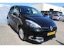Renault Scenic 1.5 dCi Navigatie/Lichtmetalen velgen/Keyless/Parkeersensoren/LED dagrijverlichting/Mistlampen/Climate control/Cruise control/Elektrische spiegels/Elektrische ramen/Bluetooth