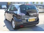Renault Scenic 1.5 dCi Navigatie/Lichtmetalen velgen/Keyless/Parkeersensoren/LED dagrijverlichting/Mistlampen/Climate control/Cruise control/Elektrische spiegels/Elektrische ramen/Bluetooth