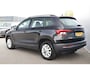 Skoda Karoq 1.5 TSI ACT Business Edition Navi/Dab Pdc/Voor/Achter/Assistent Stoelverwarming