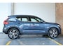 Volvo XC40 T5 Recharge Inscription | Panoramadak | Semi-Electrische Wegklapbare Trekhaak | Harman Kardon Premium Audio | 360° Parkeercamera | Parkeersensoren voor + achter | Stoelverwarming | Lederen Bekleding | Adaptive Cruise Control