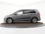 Volkswagen Touran 1.4 TSI 150pk DSG Highline 7p · Camera · Wegklapbare Trekhaak · Apple/Android Car Play · Navigatie · 17'' Inch ·