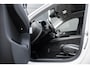 Volvo XC60 T6 AWD Automaat Ultimate Dark | Panoramadak met schuif-/kantelfunctie  |  Trekhaak semi-elektrisch | Premium audio by Harman Kardon | Verwarmbare Voor- En Achterstoelen | Verwarmbaar stuurwiel | 360 Graden Camera | Apple Carplay/Android Auto | Adaptieve Cruise Control | Elektrisch Verstelbare Stoelen | Keyless Entry
