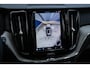 Volvo XC60 T6 AWD Automaat Ultimate Dark | Panoramadak met schuif-/kantelfunctie  |  Trekhaak semi-elektrisch | Premium audio by Harman Kardon | Verwarmbare Voor- En Achterstoelen | Verwarmbaar stuurwiel | 360 Graden Camera | Apple Carplay/Android Auto | Adaptieve Cruise Control | Elektrisch Verstelbare Stoelen | Keyless Entry