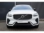 Volvo XC60 T6 AWD Automaat Ultimate Dark | Panoramadak met schuif-/kantelfunctie  |  Trekhaak semi-elektrisch | Premium audio by Harman Kardon | Verwarmbare Voor- En Achterstoelen | Verwarmbaar stuurwiel | 360 Graden Camera | Apple Carplay/Android Auto | Adaptieve Cruise Control | Elektrisch Verstelbare Stoelen | Keyless Entry
