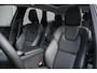 Volvo XC60 T6 AWD Automaat Ultimate Dark | Panoramadak met schuif-/kantelfunctie  |  Trekhaak semi-elektrisch | Premium audio by Harman Kardon | Verwarmbare Voor- En Achterstoelen | Verwarmbaar stuurwiel | 360 Graden Camera | Apple Carplay/Android Auto | Adaptieve Cruise Control | Elektrisch Verstelbare Stoelen | Keyless Entry