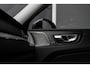 Volvo XC60 T6 AWD Automaat Ultimate Dark | Panoramadak met schuif-/kantelfunctie  |  Trekhaak semi-elektrisch | Premium audio by Harman Kardon | Verwarmbare Voor- En Achterstoelen | Verwarmbaar stuurwiel | 360 Graden Camera | Apple Carplay/Android Auto | Adaptieve Cruise Control | Elektrisch Verstelbare Stoelen | Keyless Entry