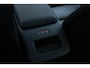 Volvo XC60 T6 AWD Automaat Ultimate Dark | Panoramadak met schuif-/kantelfunctie  |  Trekhaak semi-elektrisch | Premium audio by Harman Kardon | Verwarmbare Voor- En Achterstoelen | Verwarmbaar stuurwiel | 360 Graden Camera | Apple Carplay/Android Auto | Adaptieve Cruise Control | Elektrisch Verstelbare Stoelen | Keyless Entry