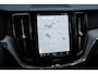 Volvo XC60 T6 AWD Automaat Ultimate Dark | Panoramadak met schuif-/kantelfunctie  |  Trekhaak semi-elektrisch | Premium audio by Harman Kardon | Verwarmbare Voor- En Achterstoelen | Verwarmbaar stuurwiel | 360 Graden Camera | Apple Carplay/Android Auto | Adaptieve Cruise Control | Elektrisch Verstelbare Stoelen | Keyless Entry