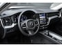 Volvo XC60 T6 AWD Automaat Ultimate Dark | Panoramadak met schuif-/kantelfunctie  |  Trekhaak semi-elektrisch | Premium audio by Harman Kardon | Verwarmbare Voor- En Achterstoelen | Verwarmbaar stuurwiel | 360 Graden Camera | Apple Carplay/Android Auto | Adaptieve Cruise Control | Elektrisch Verstelbare Stoelen | Keyless Entry