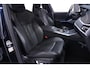 BMW X7 xDrive40i M Sport NAP M Stoelen Carbon spiegels Leder dashbord Massage Standverwarming Bowers & Wilkins Night Vision Rijklaar Trekhaak Panodak