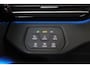 Volkswagen ID.5 GTX 300pk 77 kWh Sportstoelen *SOH 93%* Warmtepomp Trekhaak elektrisch NLauto 1e Eigenaar