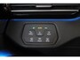 Volkswagen ID.5 GTX 300pk 77 kWh Sportstoelen Warmtepomp Trekhaak elektrisch NLauto 1e Eigenaar