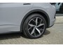 Volkswagen ID.5 GTX 300pk 77 kWh Sportstoelen Warmtepomp Trekhaak elektrisch NLauto 1e Eigenaar