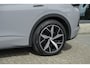 Volkswagen ID.5 GTX 300pk 77 kWh Sportstoelen *SOH 93%* Warmtepomp Trekhaak elektrisch NLauto 1e Eigenaar