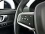 Volvo XC40 B4 Inscription | Panoramadak | Park assist | Cruise control | Elektrische stoelen