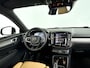 Volvo XC40 B4 Inscription | Panoramadak | Park assist | Cruise control | Elektrische stoelen