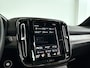 Volvo XC40 B4 Inscription | Panoramadak | Park assist | Cruise control | Elektrische stoelen