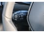 Peugeot 208 1.2 PureTech 100pk Allure | Navi | App Connect | Climate | Cruise | Camera | Dodehoek | PDC