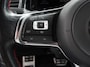 Volkswagen T-Roc 1.5 TSI Sport R-Design Automaat Navigatie Stoelverwarming Afneembare trekhaak Sfeerverlichting LED Lichtmetalen velgen Adaptieve cruise control Apple Carplay/ Andriod Auto Digitale cockpit