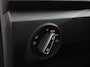 Volkswagen T-Roc 1.5 TSI Sport R-Design Automaat Navigatie Stoelverwarming Afneembare trekhaak Sfeerverlichting LED Lichtmetalen velgen Adaptieve cruise control Apple Carplay/ Andriod Auto Digitale cockpit