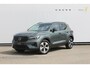 Volvo XC40 B3 177PK Automaat Plus Dark Panoramisch schuif-kanteldak / Adaptieve Cruise Control / Google infotainment / Parkeersensoren voor en achter met camera achter / Lederen bekleding / Blis