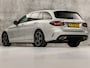 Mercedes-Benz C-klasse 160 AMG Sport Automaat (VIRTUAL COCKPIT, APPLE CARPLAY, GROOT NAVI, LEDER/ALCANTARA, CAMERA, SPORTSTOELEN, STOELVERWARMING, GETINT GLAS, NIEUWSTAAT)