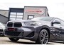 BMW X2 XDrive20i High Executive | Stoelverwarming | Panorama | Head Up Display | M Sport onderstel | M Sport pakket