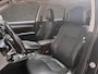 Mitsubishi Outlander 2.0 PHEV Deluxe 203Pk Automaat (SCHUIFDAK, NAVIGATIE, LEDER, STOELVERWARMING, ELEK SPORTSTOELEN, CAMERA, GETINT GLAS, TREKHAAK, NIEUWE APK, NIEUWSTAAT)
