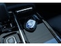 Volvo V60 T6 Automaat Plug-in Hybrid AWD Plus Dark | HEICO Sportuitlaat Met Klepbediening | HEICO Bodykit | Diffusor | Voorspoiler | Zijskirts | Spoorverbreders | 20 Inch Lichtmetalen Velgen R-Design | Lederen Bekleding | Panoramadak | Getint Glas | Elektrisch Verstelbare Voorstoelen Met Geheugen | High Performance Audiosysteem | Google Services |