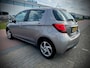 Toyota Yaris 1.5 Hybrid Aspiration, AUTOMAAT, NIEUWSTAAT, ZUINIG, APK