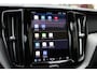 Volvo XC60 2.0 T8 Plug-in hybrid AWD Ultra Dark | Head-Up | Panoramadak | Leder | H&K | BLIS
