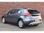 Volvo V40 Cross Country T3 152PK Automaat Nordic+ | Adaptive Cruise | Keyless | Afneembare Trekhaak | Stoelverwarming voor + achter
