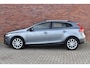 Volvo V40 Cross Country T3 152PK Automaat Nordic+ | Adaptive Cruise | Keyless | Afneembare Trekhaak | Stoelverwarming voor + achter