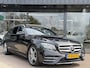 Mercedes-Benz E-klasse Estate 220 d 4Matic Premium Plus AMG LINE | BURMESTER | HEADUP DISPLAY DODEHOEK DETECTIE | NAVIGATIE | CAMERA | PANORAMADAK | ADAPTIVE CRUISE CONTROL | PARKEERSENSOREN | ELE WEG KLAPBARE TREKHAAK | LED | APPLE CARPLAY | STOELVERWARMING |