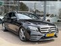Mercedes-Benz E-klasse Estate 220 d 4Matic Premium Plus AMG LINE | BURMESTER | HEADUP DISPLAY DODEHOEK DETECTIE | NAVIGATIE | CAMERA | PANORAMADAK | ADAPTIVE CRUISE CONTROL | PARKEERSENSOREN | ELE WEG KLAPBARE TREKHAAK | LED | APPLE CARPLAY | STOELVERWARMING |