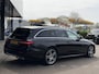 Mercedes-Benz E-klasse Estate 220 d 4Matic Premium Plus AMG LINE | BURMESTER | HEADUP DISPLAY DODEHOEK DETECTIE | NAVIGATIE | CAMERA | PANORAMADAK | ADAPTIVE CRUISE CONTROL | PARKEERSENSOREN | ELE WEG KLAPBARE TREKHAAK | LED | APPLE CARPLAY | STOELVERWARMING |