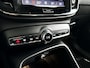 Volvo EC40 Single Motor Extended Range Plus 82 kWh SOH 98% | Panoramadak | 360° camera | Harman Kardon | Stoel- en Stuurverwarming | Trekhaak