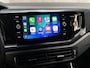 Volkswagen Polo 1.0 TSI Sportline Automaat (VIRTUAL COCKPIT, APPLE CARPLAY, KEYLESS, GROOT NAVI, CLIMATE, SPORTSTOELEN, LM VELGEN, CAMERA, GETINT GLAS, NIEUWSTAAT)
