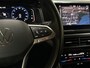 Volkswagen Polo 1.0 TSI Sportline Automaat (VIRTUAL COCKPIT, APPLE CARPLAY, KEYLESS, GROOT NAVI, CLIMATE, SPORTSTOELEN, LM VELGEN, CAMERA, GETINT GLAS, NIEUWSTAAT)